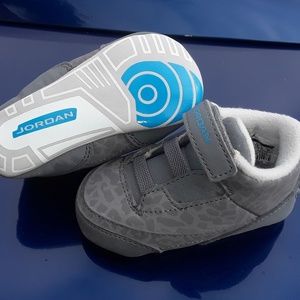 Air Jordan - Retro 3 - Crib Shoes